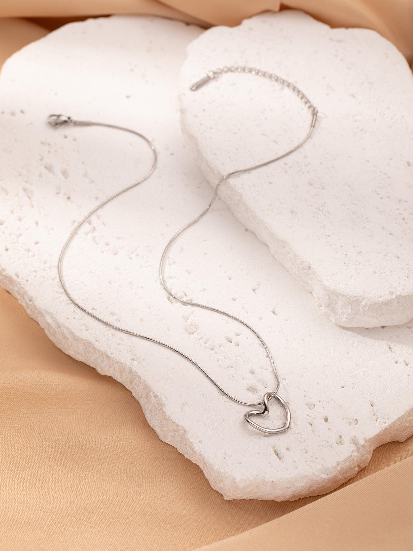 Twist Hollow Heart Necklace | Daily Wear Silver