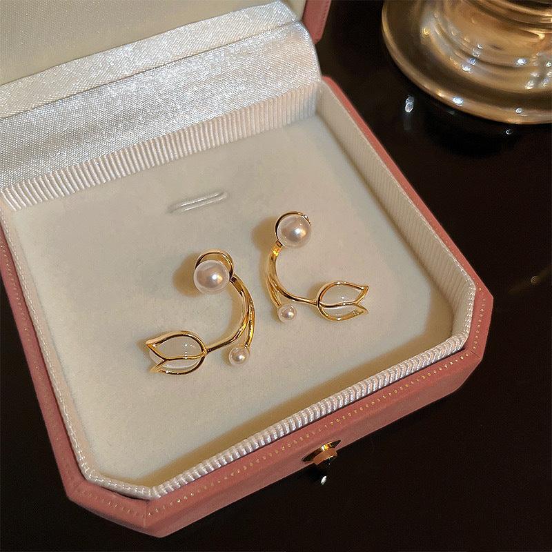 Sterling Silver Needle Tulip Stud Earrings | Daily Wear