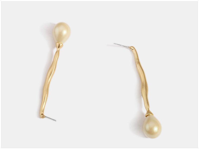 Simple Pearl Earrings | Party Wear