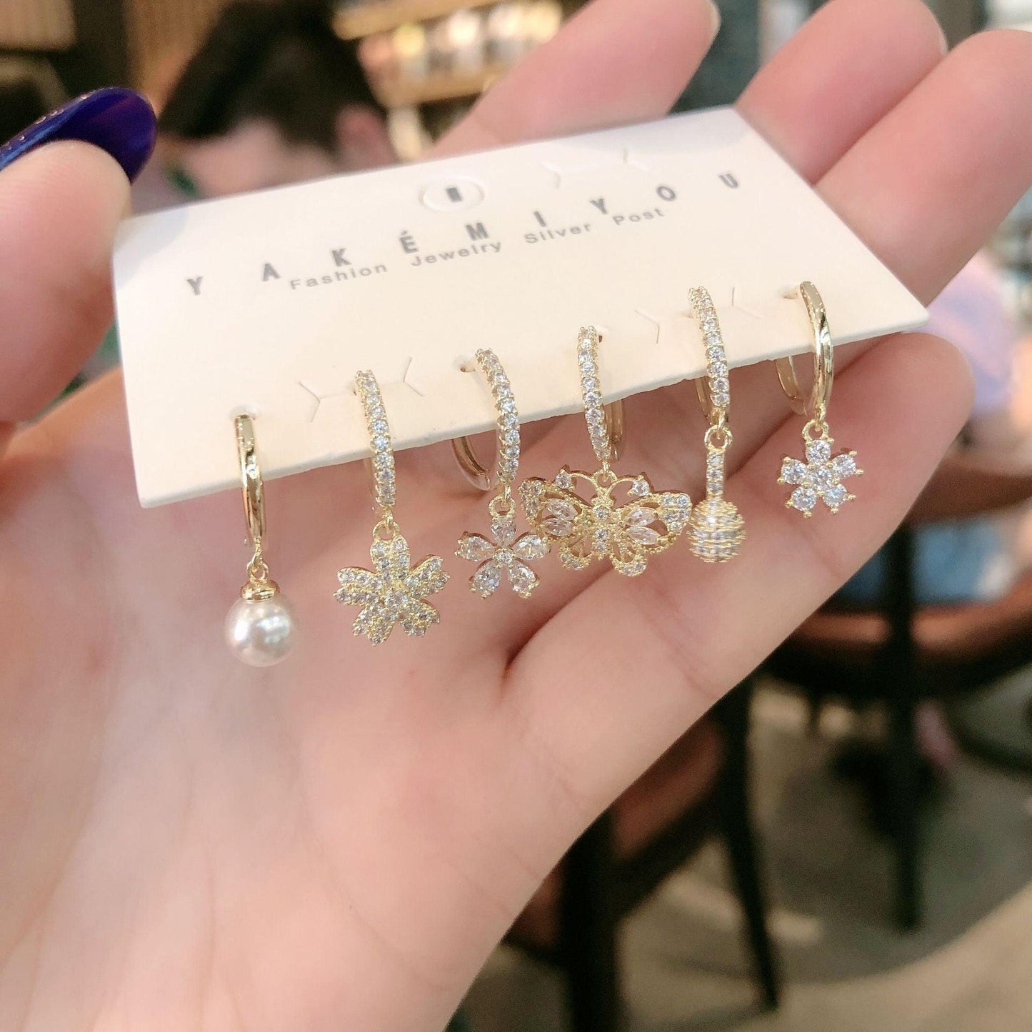 Butterfly Daisy Flower Earring | Daily Wear