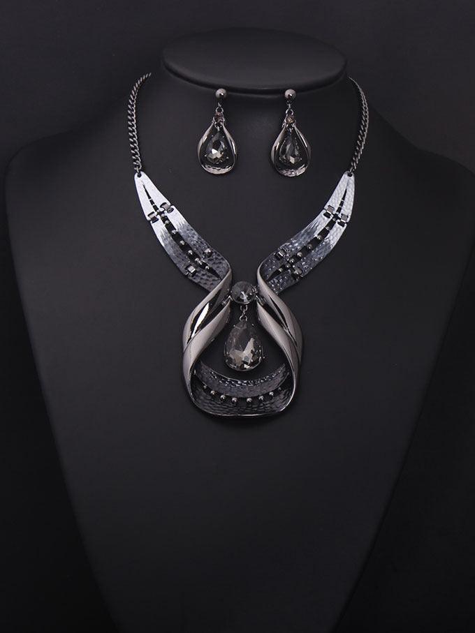 Retro Elegant Jewelry Set