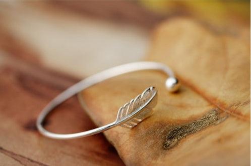 Leaf Bracelet in S925 Sterling Silver | Daily Wear