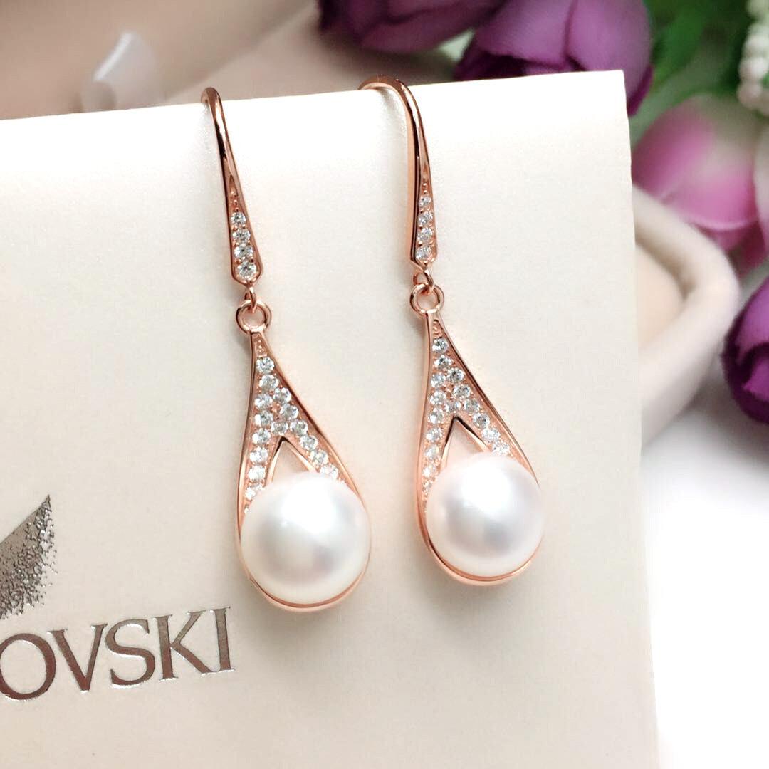 Pearl Earrings With Water Drops