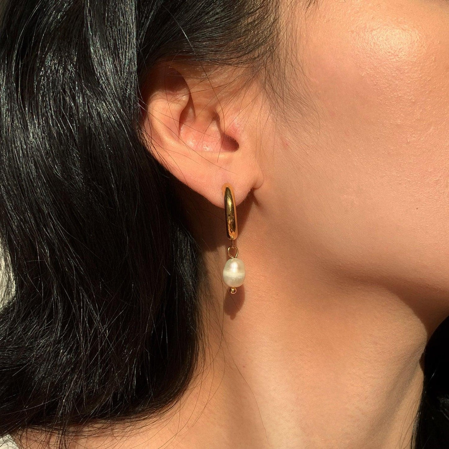 Korean Flower Pearl Earrings 2025