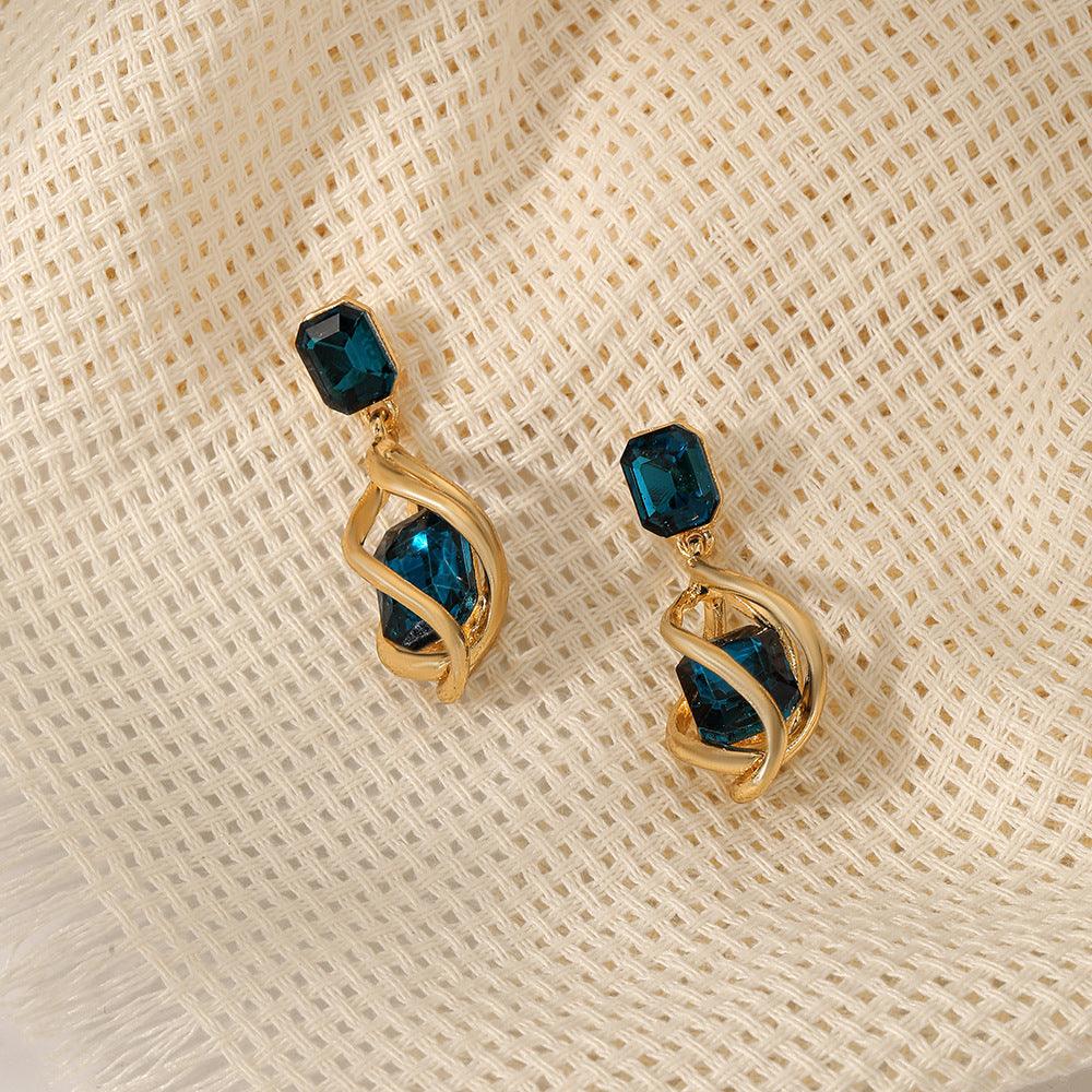 Retro Creative Emerald Stud Earrings 4
