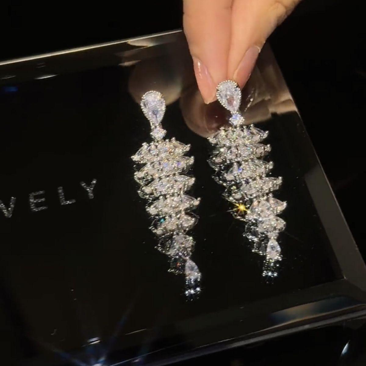 Sparkling Zircon Pagoda Earrings