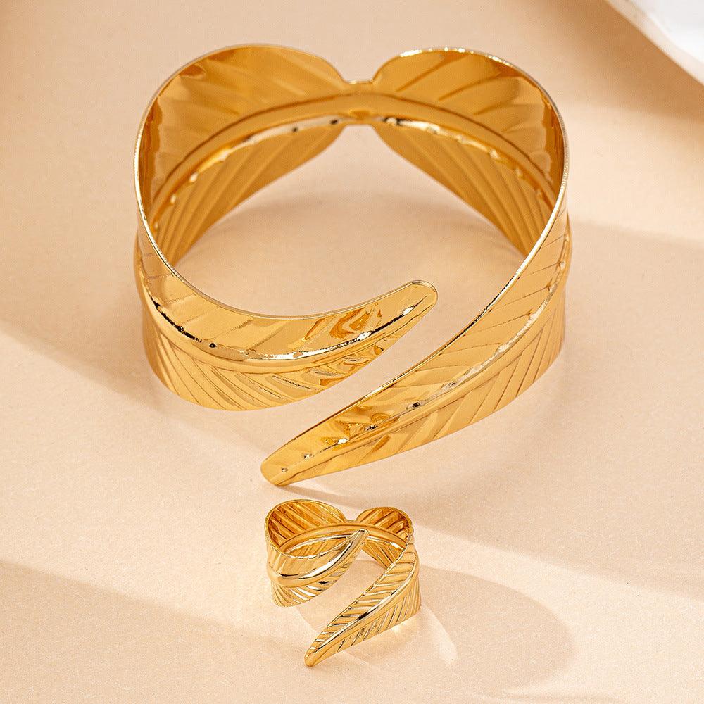 Elegant Geometry Open Bracelet | Party Wear