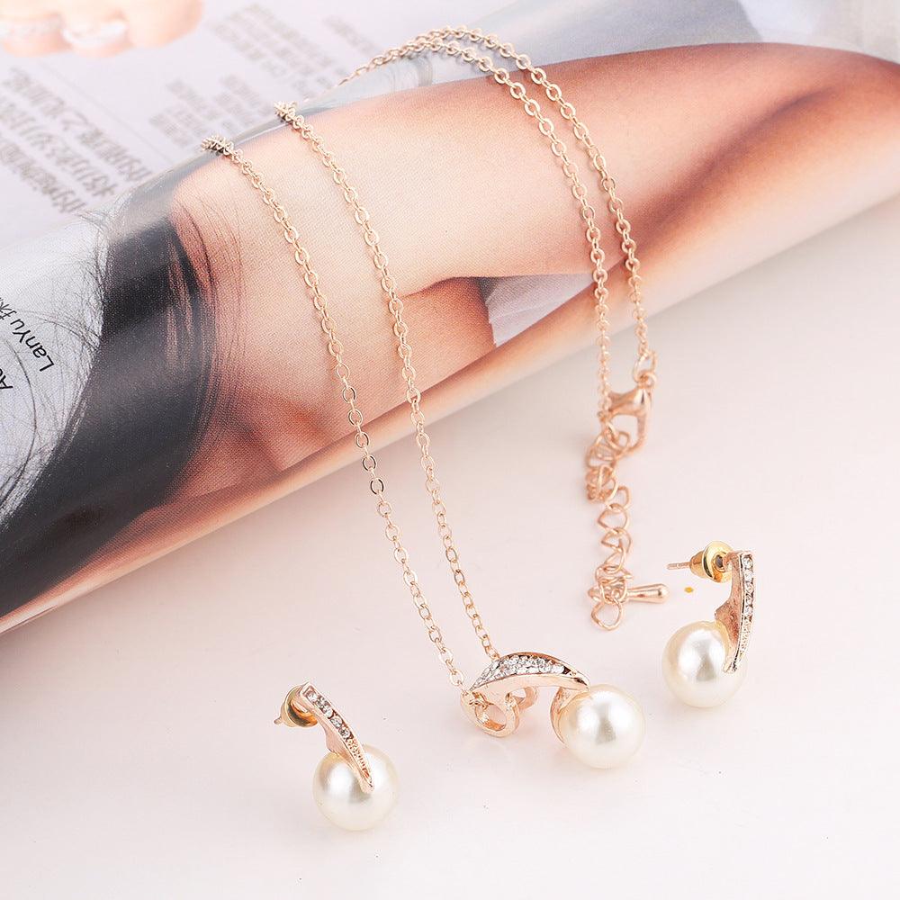 Elegant Faux Pearl Necklace Set | 2025