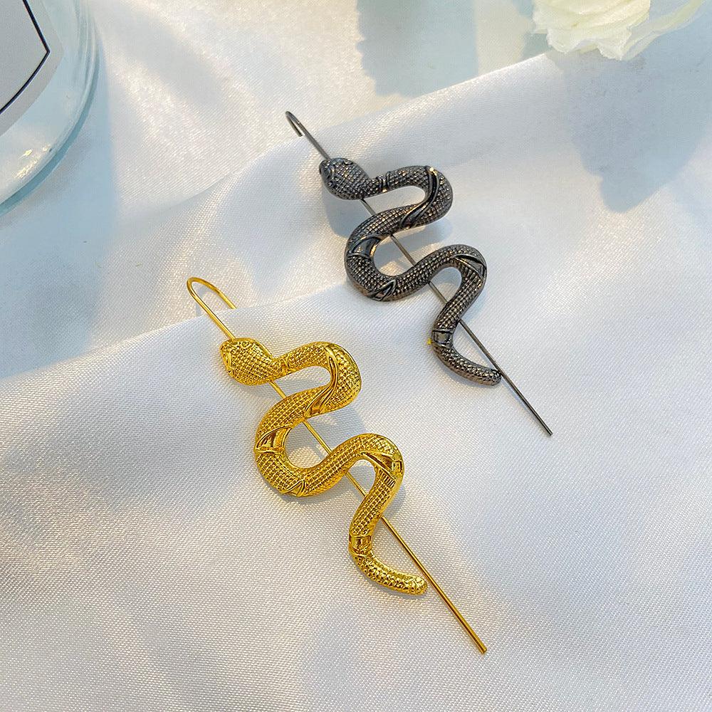 Snakes Ear Hanging - Fashion Wear