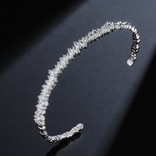Light Luxury Micro-inlaid Zircon Bracelet | Fashion Jewelry White
