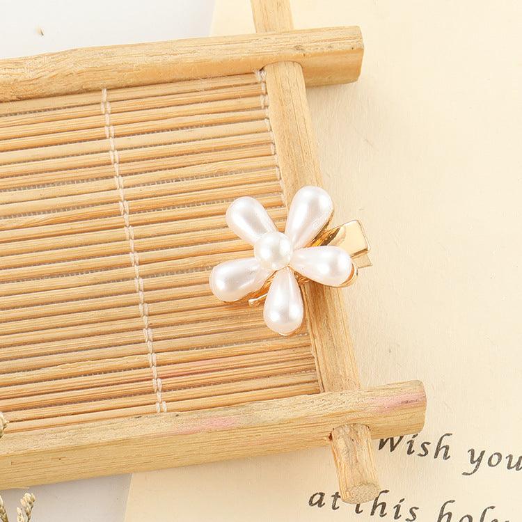 Slip-on Pearl Bow Hair Clip | Daily Wear A