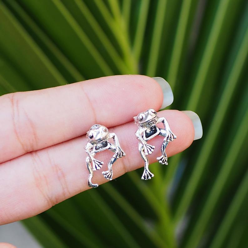 Cute Vintage Frog Earrings