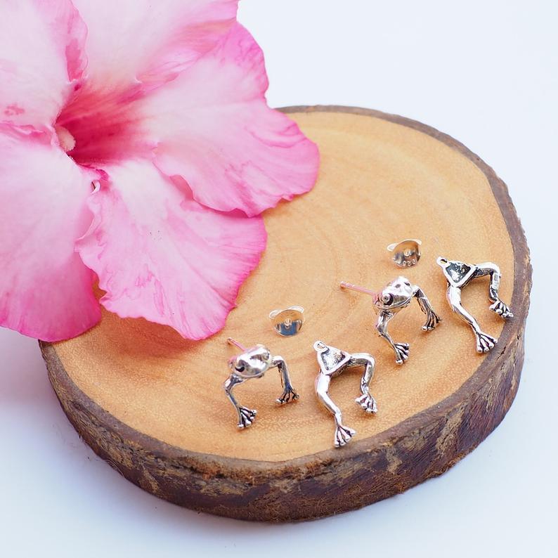 Cute Vintage Frog Earrings
