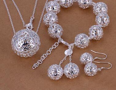 Exquisite Jewelry Silver-plated Jewelry Set White