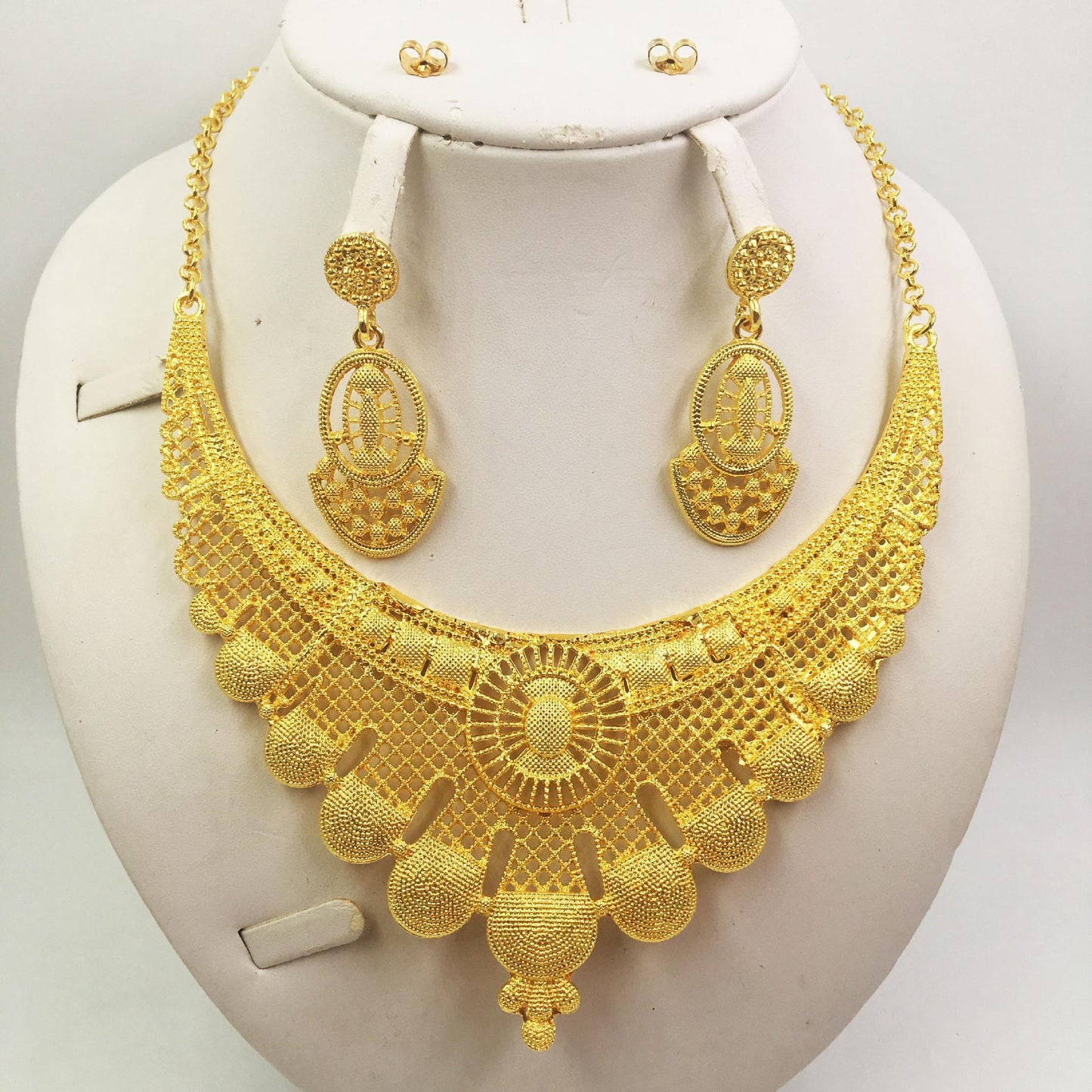 Golden African Style Fashion Wedding Set | Fashion Collection