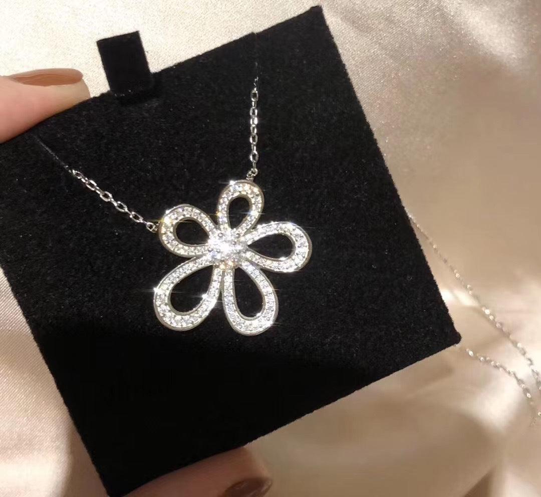 S925 Sterling Silver Five Petal Jewelry Set | Daily Wear Necklace