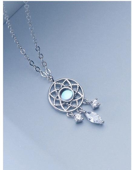 Retro Dream Catcher Pendant Necklace | Daily Wear