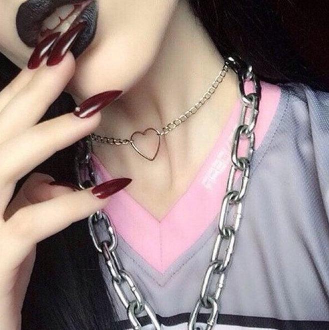 Hollow Heart Choker Necklace | Stylish Jewelry Gold