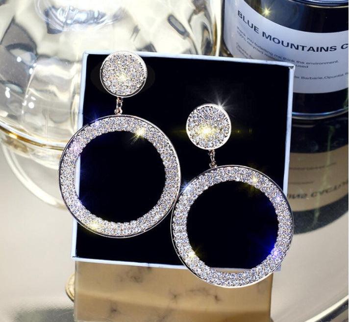 Exaggerated Circle Earring | Daily Wear