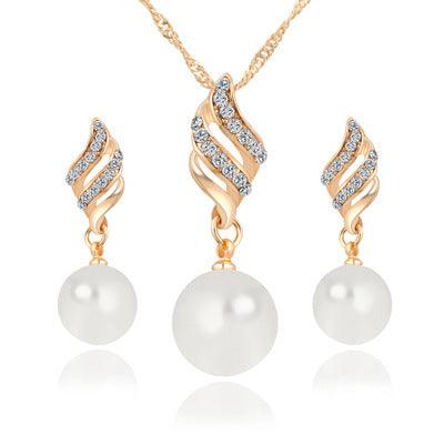 Timeless Pearl Stud Necklace Set Golden
