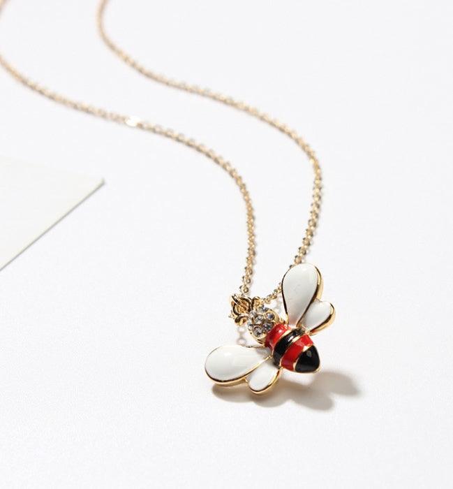 Summer Lady Bee Pendant Necklace