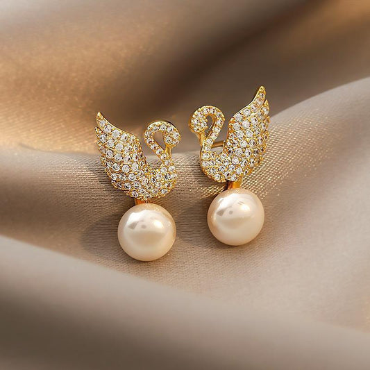 Needle Swan Studs | Daily Wear