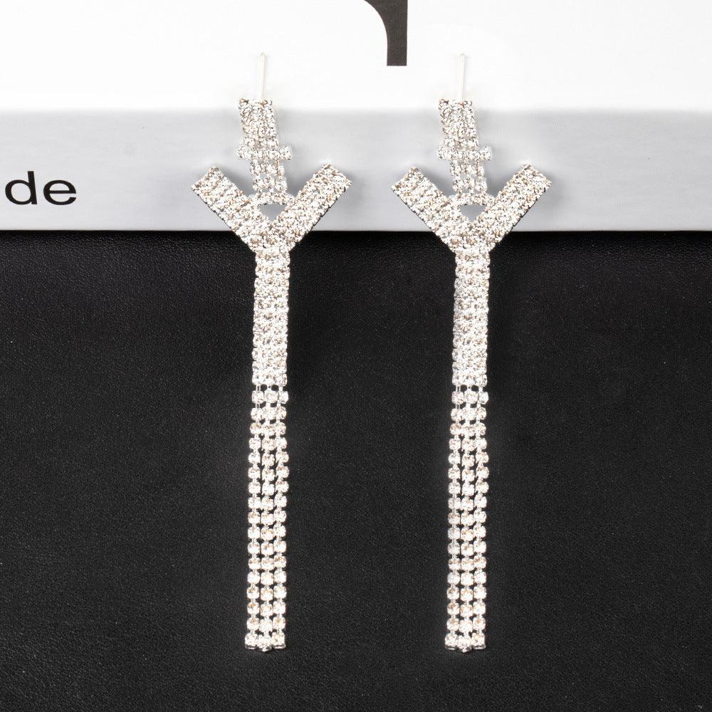 Silver Needle Rhinestone Letter B Earrings Silver Y