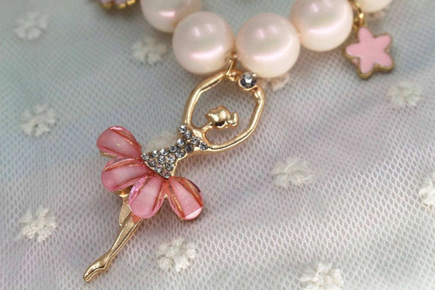 Stylish Pearl Necklace | Fashion Wear