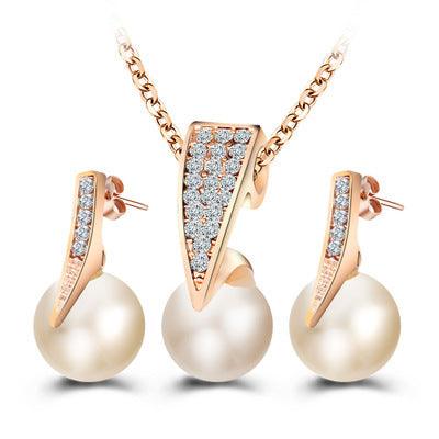 Elegant Faux Pearl Necklace Set | 2025 Golden