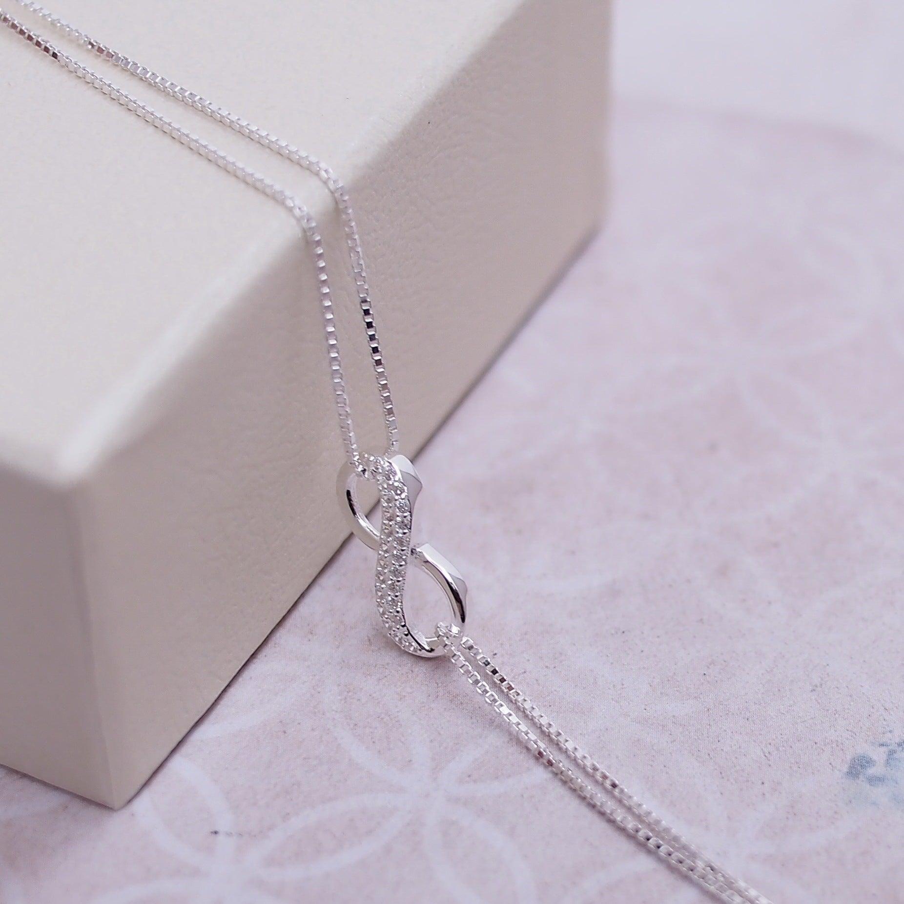 Silver Lucky Infinity Bracelet | Daily Wear