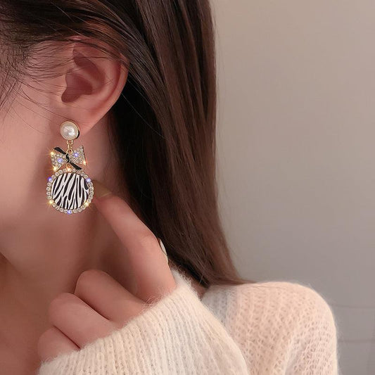 Diamond Pearl Striped Bow Earrings