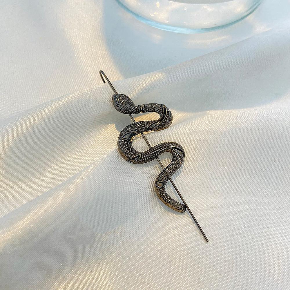 Snakes Ear Hanging - Fashion Wear