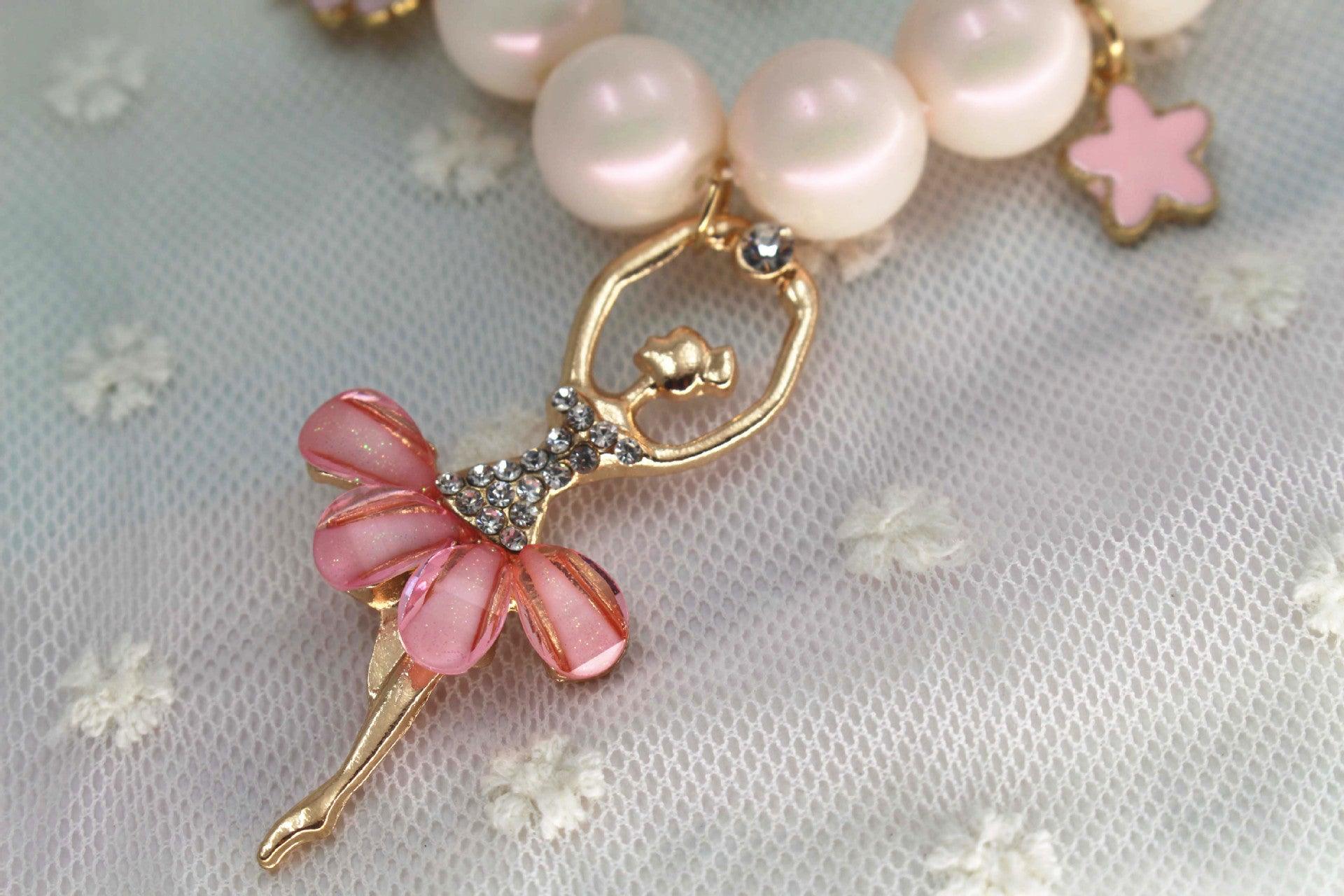 Stylish Pearl Necklace | Fashion Wear