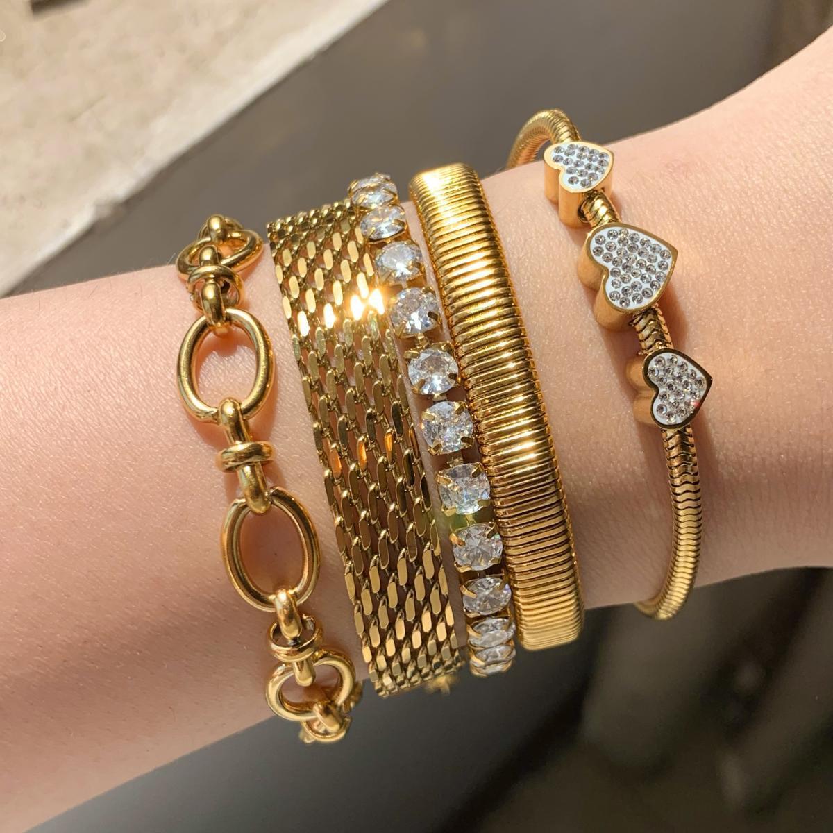 Retro Crystal Heart Shaped Bracelet | Daily Wear