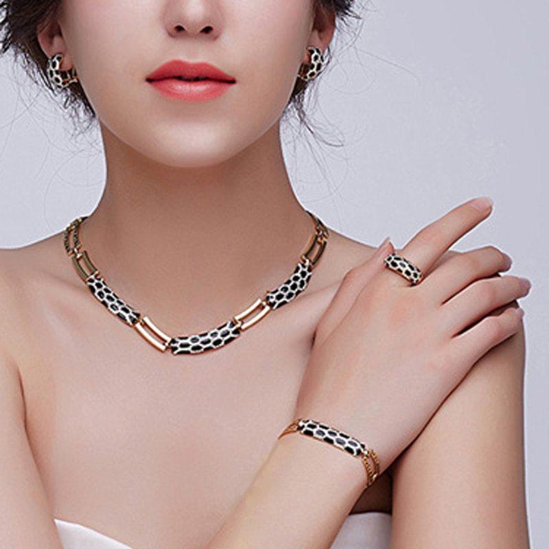 Korean Diamond Earring & Necklace Set | Fashion Wear
