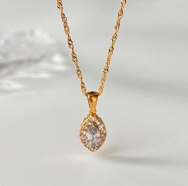 Olive Shaped Horse Eye Zircon Necklace | Daily Wear White