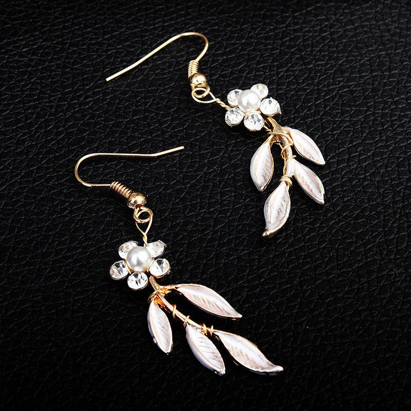 Bridal Jewelry Set with Earrings and Necklace