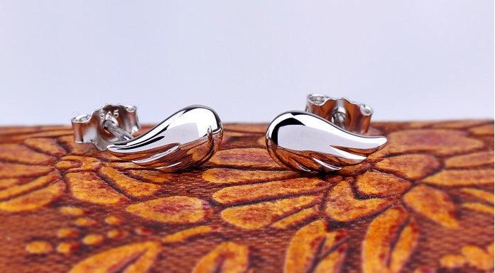 Angel Wings Stud Earrings in S925 Sterling Silver
