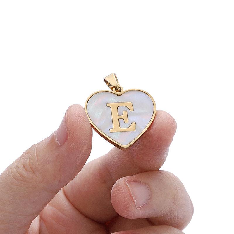 26 Letter Heart-shaped Necklace | BoldlyBeautifuls
