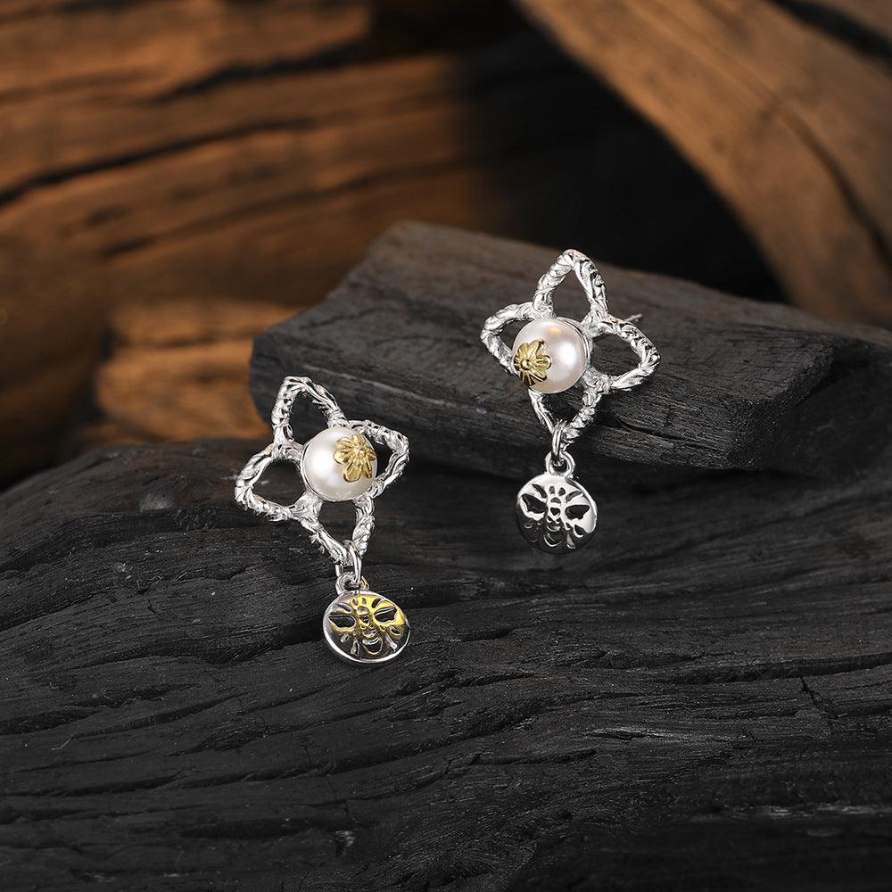 Bee Flower Silver Pearl Earrings | 2025