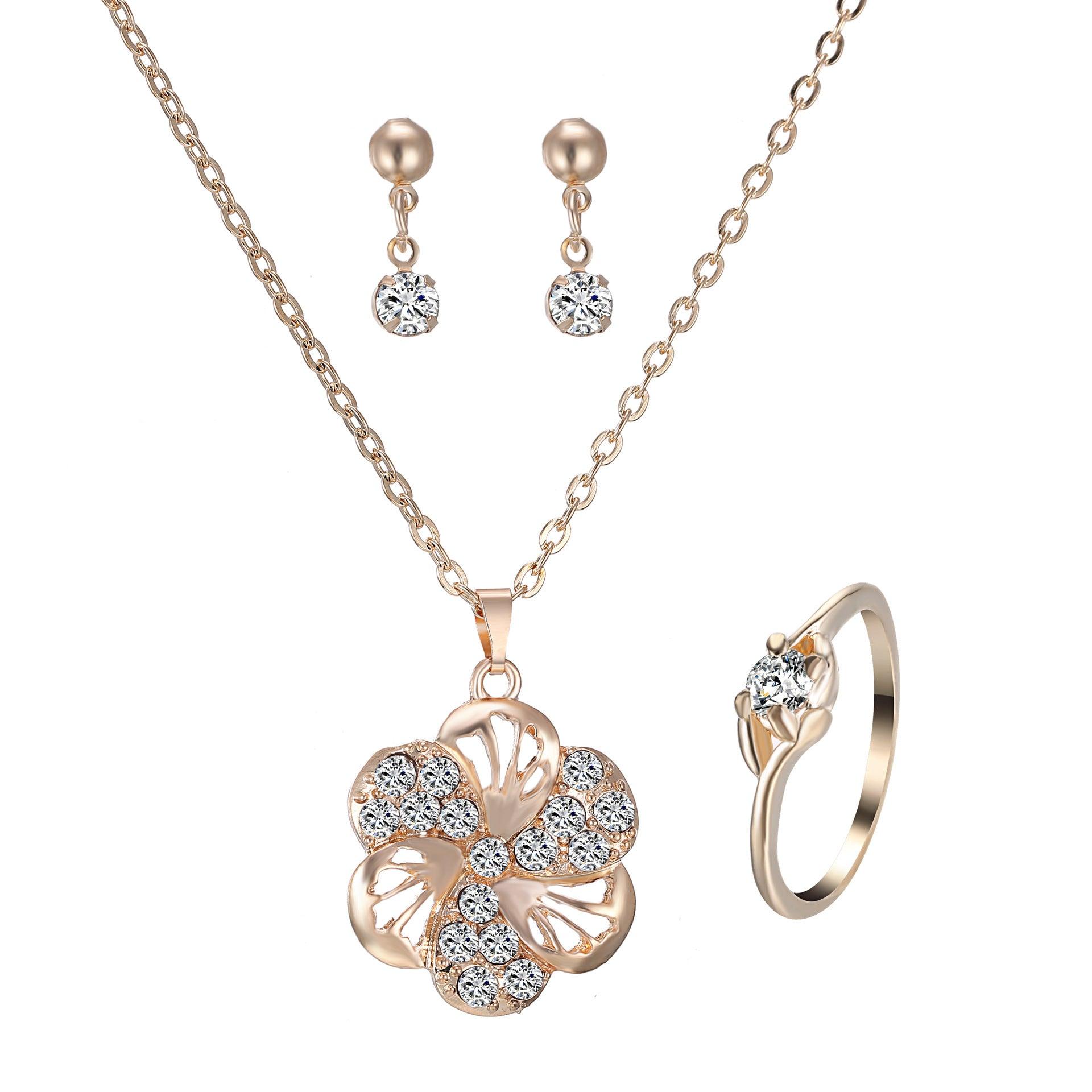 Heart Pendant Jewelry Set with Rhinestones