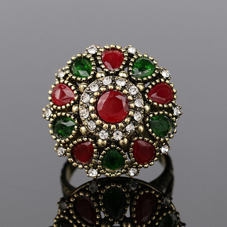 Antique Wedding Set | Wedding Collection
