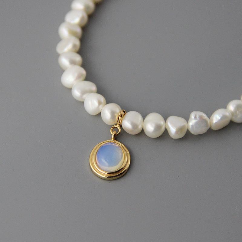Round Medal Irregular Pearl Necklace | Fashion Jewelry