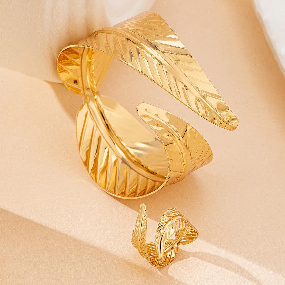 Elegant Geometry Open Bracelet | Party Wear