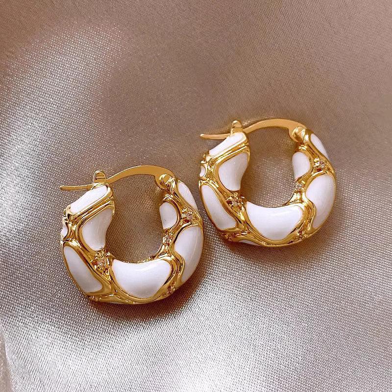 Metal Texture Small Hoop Earrings | Daily Wear White