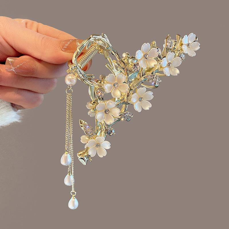 Pearl Bell Orchid Tassel Hair Clip | Fashion Collection