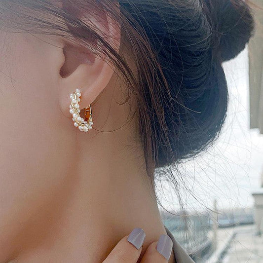 Summer Light Luxury High Sense Pearl Earrings