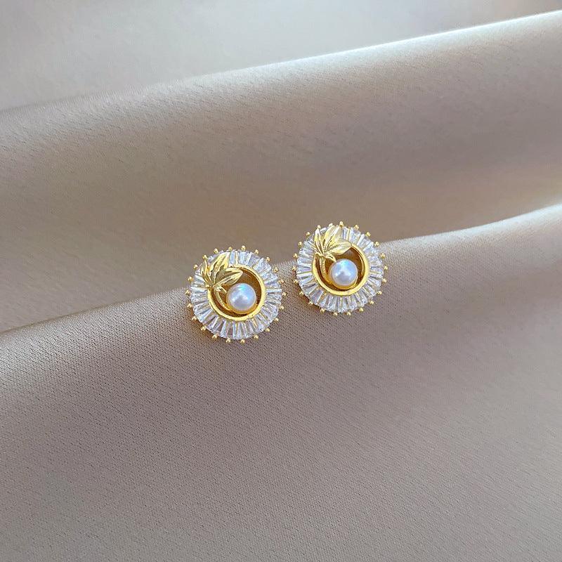Square Full Diamond Jewelry Set | Daily Wear Ear Studs