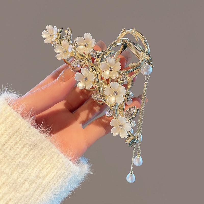 Pearl Bell Orchid Tassel Hair Clip | Fashion Collection