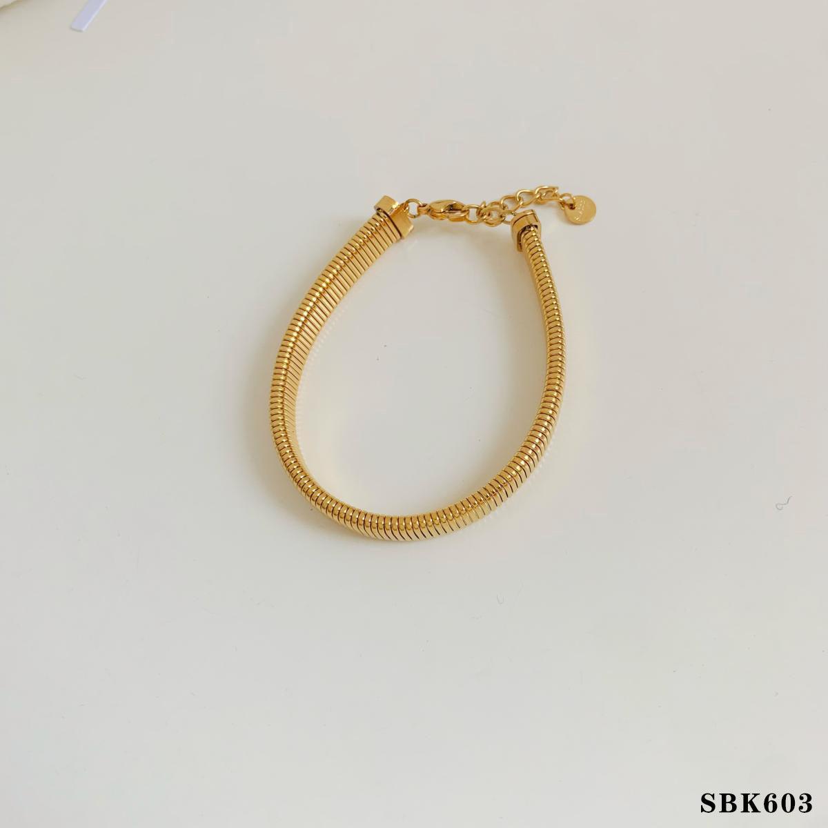 Retro Crystal Heart Shaped Bracelet | Daily Wear G